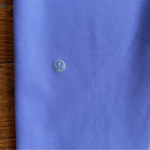 Lululemon NWT size 12 Wunder Train Contour Fit High-Rise Tight 25"
Dark Lavender - Picture 7 of 10